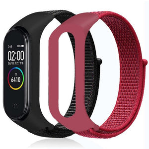 M4 Smart Fitness Watch with *** 1 x FREE DESIGNER STRAP *** - Ripe Pickings